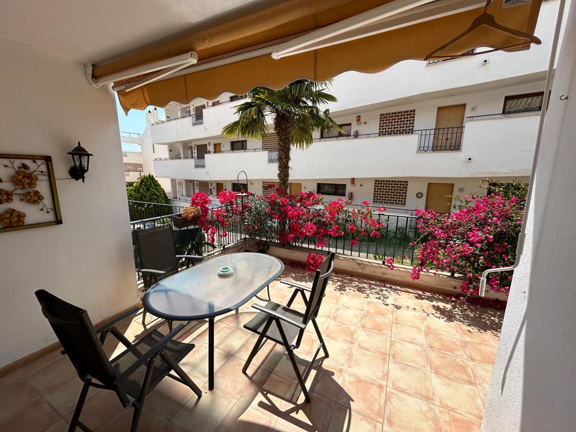 Apartamento Complejo Residencial L'Alfas del Pi Luaran gambar